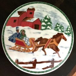 Mikasa Porcelain Trinket Jar: "Country Sleigh" Victorian Scene. See description.Free shipping.