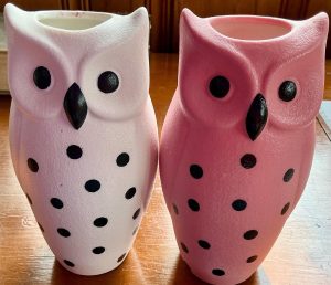 Owl vases, ~7” tall, ~3.5” wide, ~3” deep. Set of 2, painted ceramic, one pink, one white.Great teacher gift w sprig of flowers.Free ship.