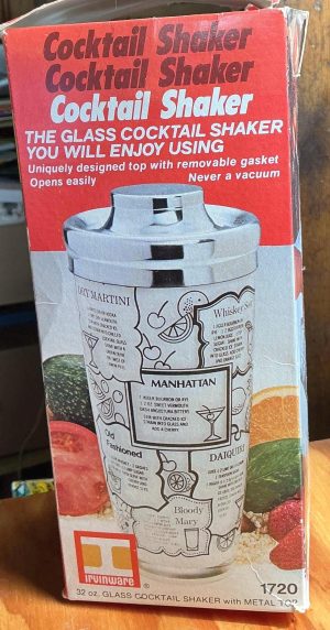 Irvinware 1976 Glass Cocktail Shaker, 32 oz. Metal Top, Recipe Graphics (Astoria NY)