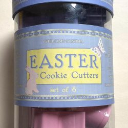 Easter Cookie Cutters: Williams Sonoma Pastel Spring Shapes. Never used. Free shipping.