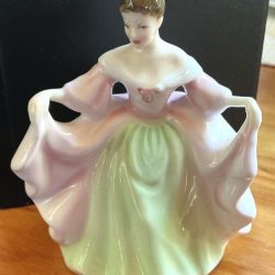 Royal Doulton Sara Figurine HN3219 Bone China England 1980 (3.75")